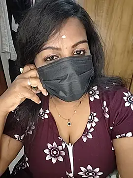 Snapshot of Tamil_Shara chatting on 07-10-26, 10:32 Tamil Shara online show from 07-10-26, 10:32
