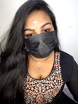 Snapshot of Tamil_Shara chatting on 02-20-26, 05:15 Tamil Shara online show from 02-20-26, 05:15