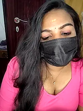 Snapshot of Tamil_Shara chatting on 04-19-26, 06:21 Tamil Shara online show from 04-19-26, 06:21
