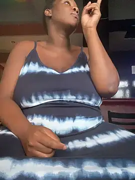 GiantClithpee online show from 12-25-24, 09:00