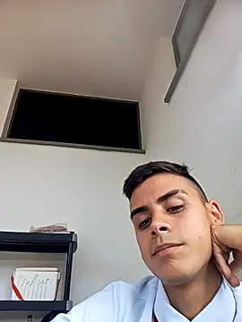 totoro 239 online show from 03-14-26, 01:28