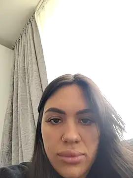 SiennaLuxexx online show from 04-02-26, 10:44