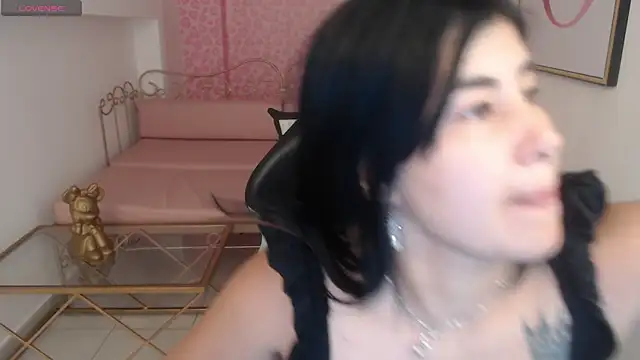 Snapshot of Nina_harpper_ chatting on 01-09-26, 08:16 Nina harpper online show from 01-09-26, 08:16