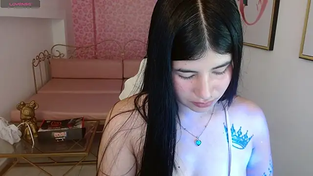 Nina harpper  online show from 03-26-26, 01:09