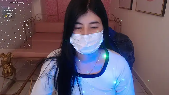 Snapshot of Nina_harpper_ chatting on 02-05-26, 01:07 Nina harpper online show from 02-05-26, 01:07