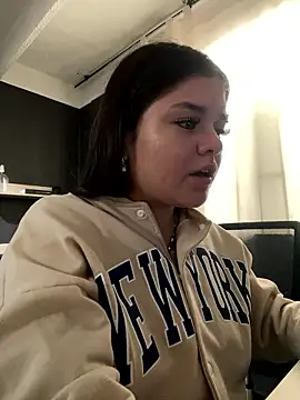 Camila Duarte2 online show from 01-08-26, 01:17