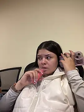 Camila Duarte2 online show from 03-04-26, 01:30