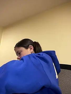 Camila Duarte2 online show from 03-19-26, 01:22