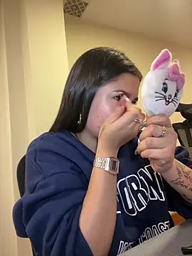 Camila Duarte2 online show from 04-14-26, 01:27