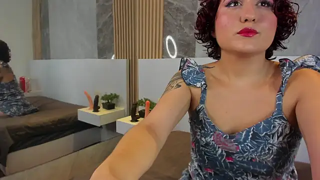 MissSavage  online show from 12-16-25, 07:29