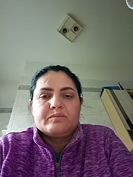 Snapshot of gini92 chatting on 02-07-26, 06:54 gini92 online show from 02-07-26, 06:54