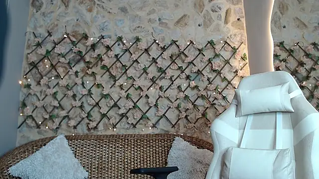 NaughtyNebula online show from 01-16-26, 07:51