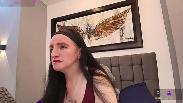 Snapshot of Andre_cloefoxx_ chatting on 12-05-25, 03:38 Andre cloefoxx online show from 12-05-25, 03:38