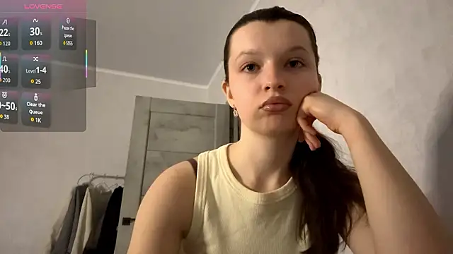 EllieBerrie online show from 03-07-26, 05:40