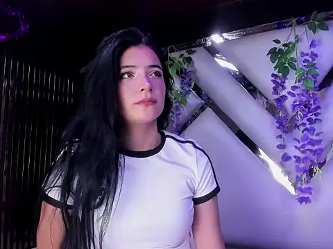 Snapshot of liinzy_rouse69 chatting on 02-28-26, 02:50 liinzy rouse69 online show from 02-28-26, 02:50