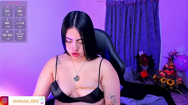 Nicolle Ruizz online show from 02-26-26, 10:37