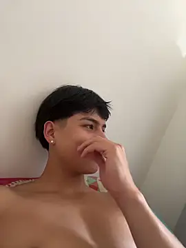 Snapshot of Lander_Cruz chatting on 07-18-26, 04:15 Lander Cruz online show from 07-18-26, 04:15