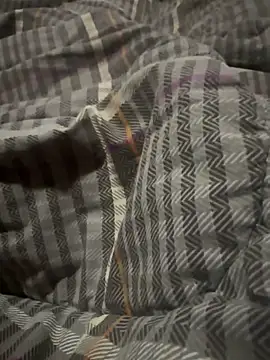 Davide9910x online show from 12-17-25, 02:44