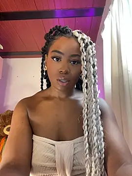 Cynthia es online show from 06-11-26, 01:19