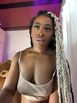Cynthia es online show from 06-18-26, 04:23