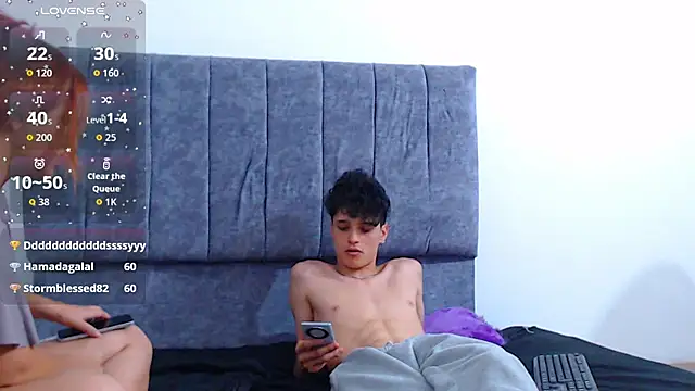 hottie couplee online show from 03-05-26, 02:41