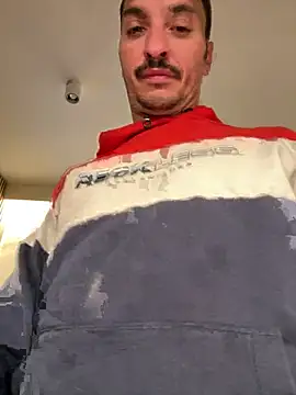 Snapshot of andresbale chatting on 03-05-26, 08:16 andresbale online show from 03-05-26, 08:16