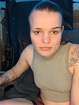 LoreenKinky online show from 02-18-26, 07:10