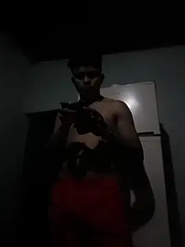 youngboypiss online show from 12-20-25, 07:22