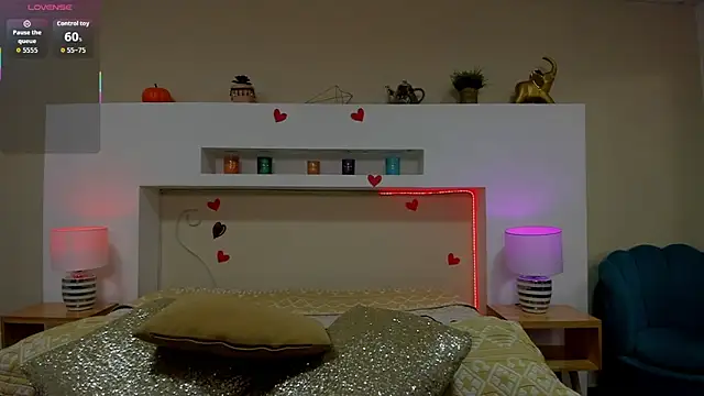 AnikaRomanoff  online show from 03-25-26, 11:31