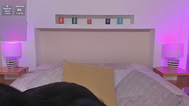 Snapshot of AnikaRomanoff_ chatting on 01-08-26, 11:38 AnikaRomanoff online show from 01-08-26, 11:38