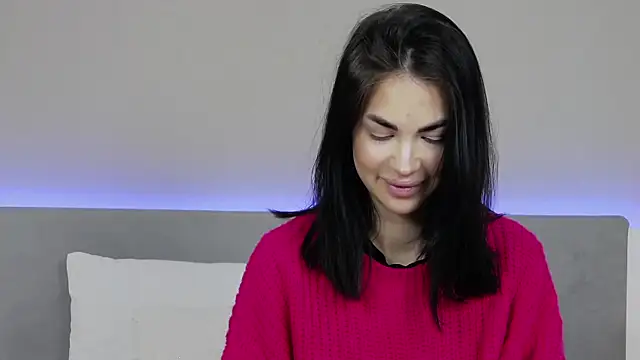 RachaelMils online show from 12-18-25, 03:55