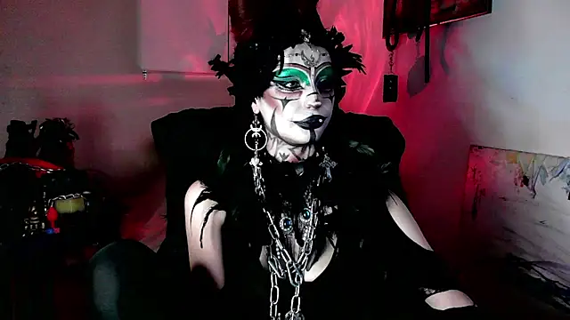 EmpressMorrigan online show from 12-19-25, 11:12