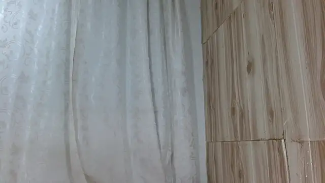 n4ughty friends online show from 01-11-26, 06:42