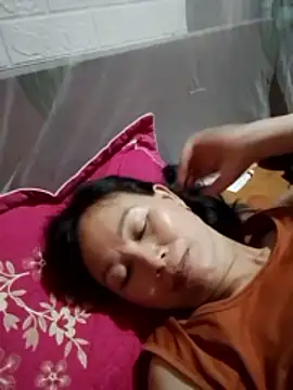 Lili-123k online show from 04-14-26, 03:55