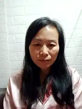 Lili-123k online show from 12-17-25, 01:21