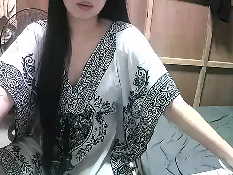 shimmirlyn 89 online show from 02-19-26, 01:41