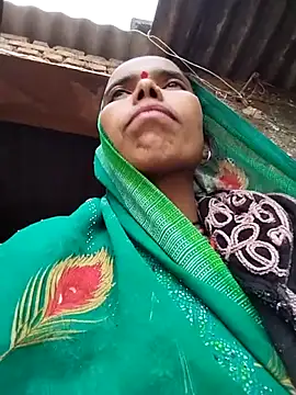 Snapshot of Chetna_sharma chatting on 12-21-25, 11:01 Chetna sharma online show from 12-21-25, 11:01