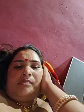 Snapshot of Your-shreya143 chatting on 06-07-26, 10:15 Your-shreya143 online show from 06-07-26, 10:15