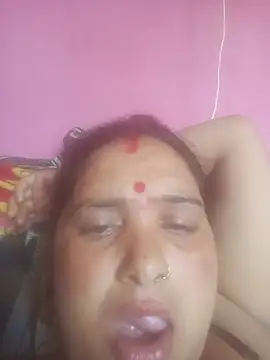 Snapshot of Your-shreya143 chatting on 06-16-26, 09:20 Your-shreya143 online show from 06-16-26, 09:20