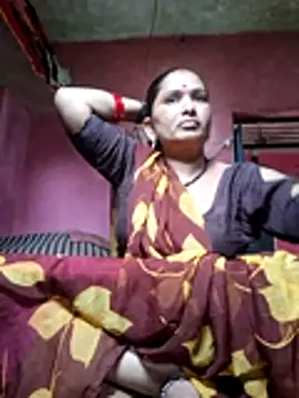 Snapshot of Your-shreya143 chatting on 07-12-26, 05:08 Your-shreya143 online show from 07-12-26, 05:08