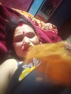 Your-shreya143 online show from 04-21-26, 07:42