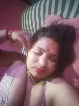 Snapshot of Your-shreya143 chatting on 07-18-26, 10:29 Your-shreya143 online show from 07-18-26, 10:29