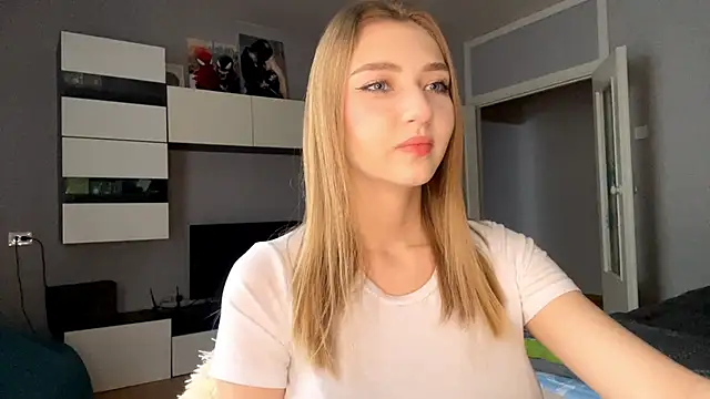 AveryBerkson online show from 02-09-26, 03:37