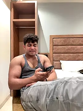 Anshtease online show from 12-17-25, 06:24