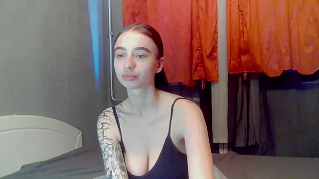 Snapshot of imChatty_Alice chatting on 05-02-26, 12:05 imChatty Alice online show from 05-02-26, 12:05