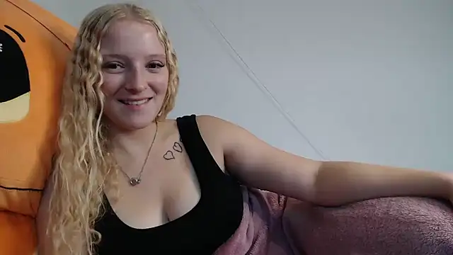 Sophie cute06 online show from 12-03-25, 08:03