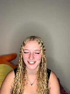 Sophie cute06 online show from 12-16-25, 07:12