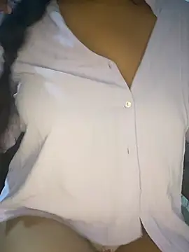 Snapshot of Kaushi_bel chatting on 05-26-26, 05:33 Kaushi bel online show from 05-26-26, 05:33