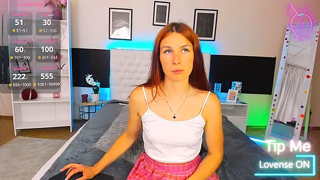 KiraNeeww online show from 07-23-26, 05:16