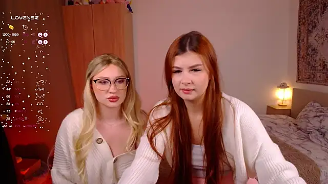Lexy and Jenny online show from 12-19-25, 08:17